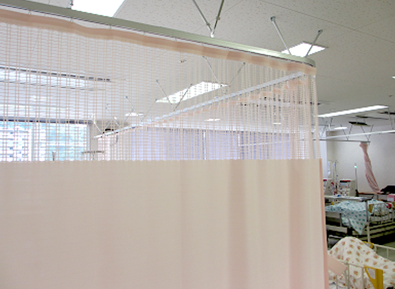 2013年10月　岐阜市病院M様　間仕切りメディカルカーテン取付工事